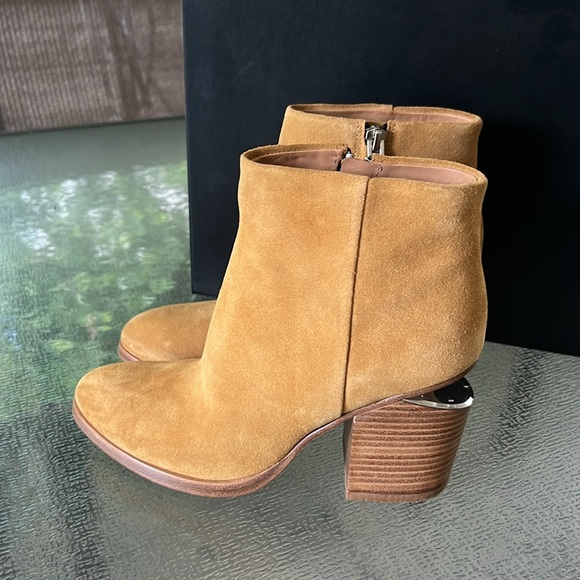 Alexander Wang Suede Booties - Picture 3 of 10